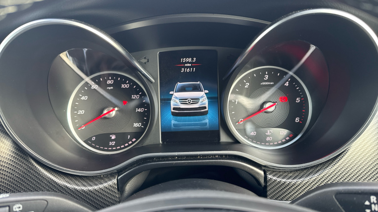 Mercedes-Benz V-Class V220 d AMG Line 5dr 9G-Tronic [Extra Long] Diesel Estate